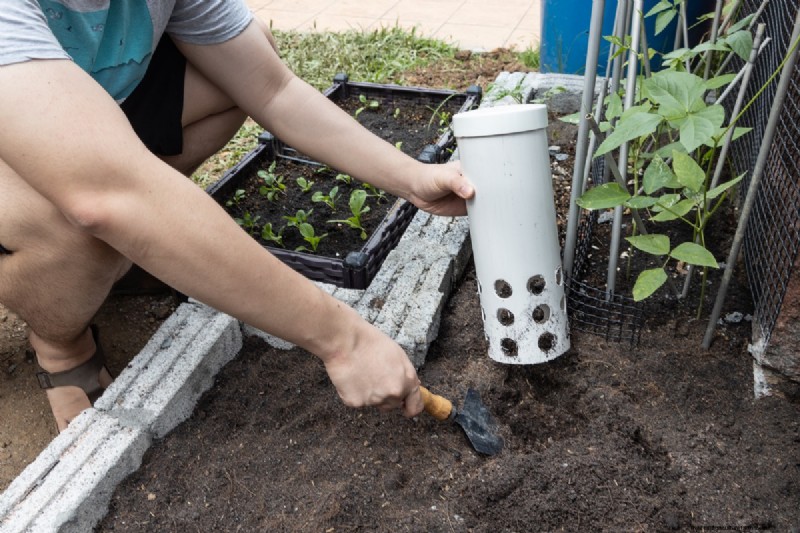DIY vertikaler Garten mit PVC-Rohren:Einfache Schritt-für-Schritt-Anleitung 