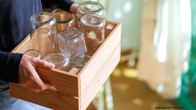 DIY Mason Jar-bloemenvaas:eenvoudig bloemendecor voor uw huis 
