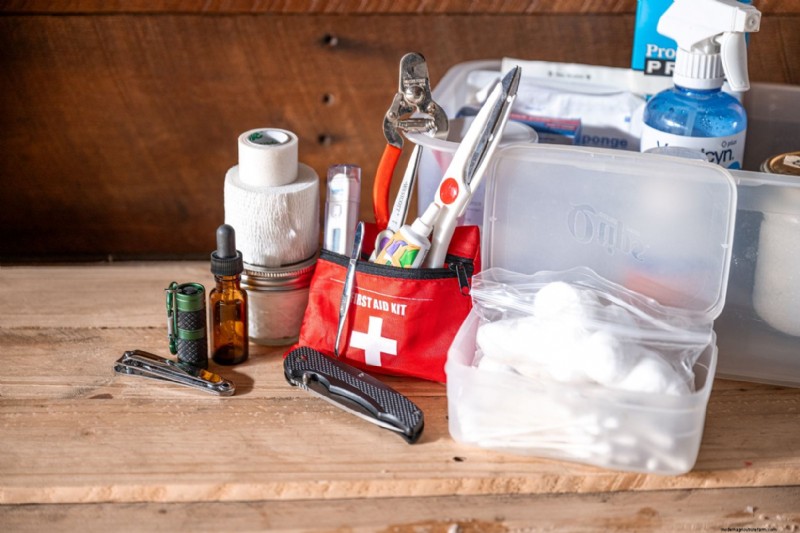 Kit completo di pronto soccorso per polli:forniture essenziali per la salute del gregge 