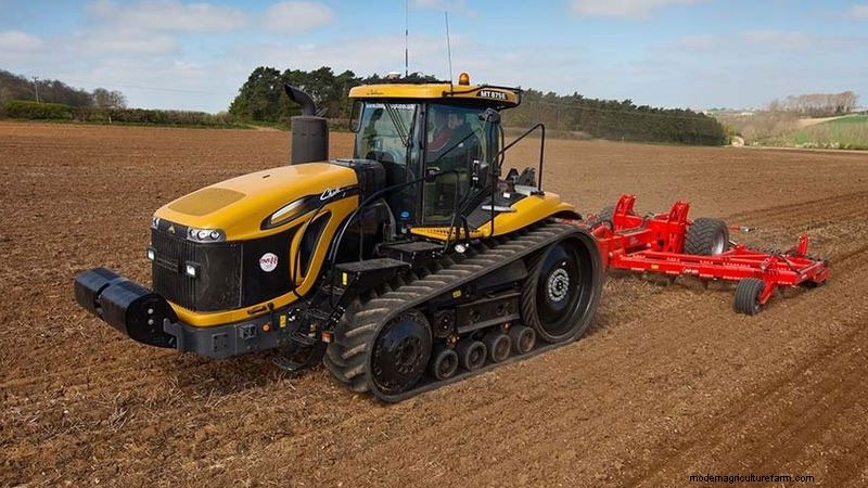 世界の最も強力なトラクター トップ 15:強みと能力 
