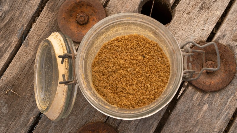 Coltivazione di erbe aromatiche biologiche:una guida per principianti alla coltivazione di erbe aromatiche 