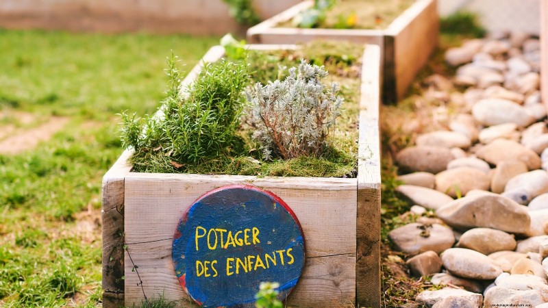Entwerfen Sie einen schönen und produktiven französischen Potager-Garten 
