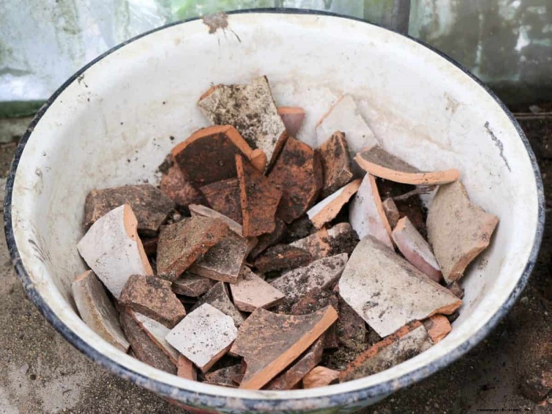Kreative Garten-Hacks:15 recycelte Gegenstände für einen nachhaltigen Garten 