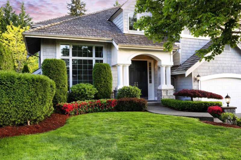 Boost Curb Appeal:een eenvoudige plantengids voor de voortuin 