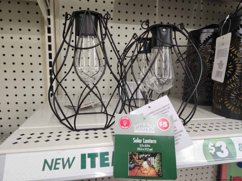 予算に優しい庭の装飾:Dollar Tree で 5 ドル以下で見つかる素晴らしいアイテム 