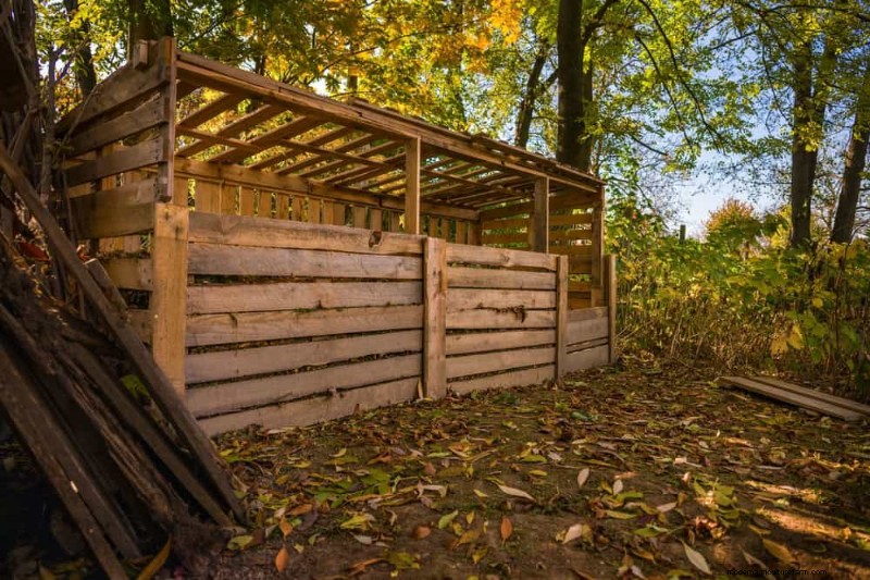 12 einfache DIY-Gartenprojekte für eine frühlingshafte Gartenerfrischung 