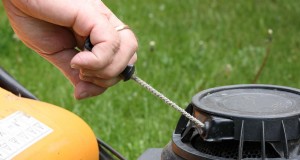 Startgids voor Spartan Mower:eenvoudige stappen en veiligheidstips 