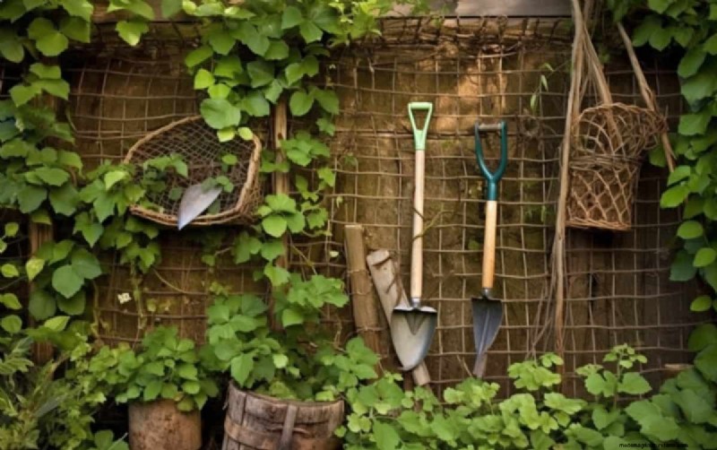 Creatieve herbestemming:13 ideeën voor oud tuingereedschap 