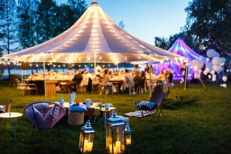 Plan een prachtig tuinfeest:25 tips van experts voor buitenvieringen 