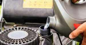 Beste olie voor Honda-grasmaaiers:aanbevelingen en typen 