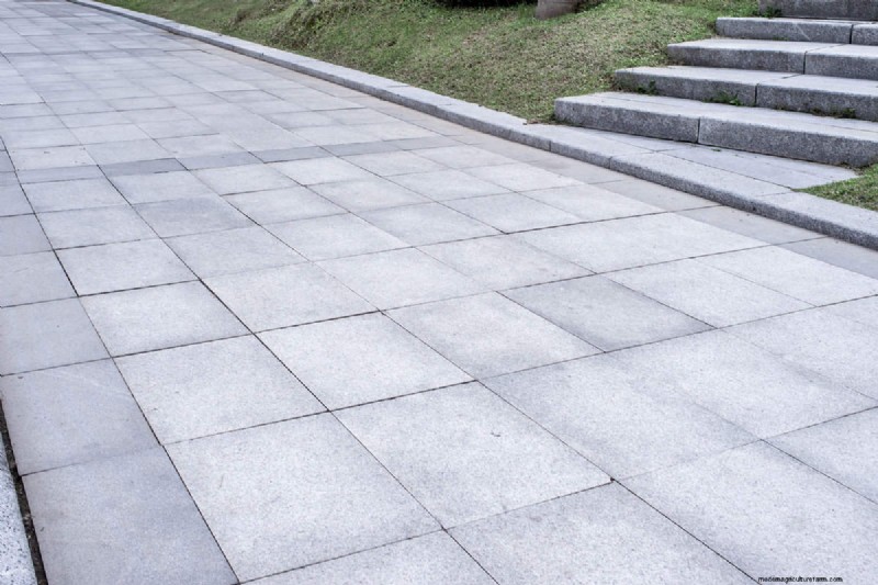 Bestratingsbasis versus grind versus steenslag:het juiste hardscape-materiaal kiezen 