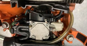 Motorsägen-Schalldämpfer verliert Kraftstoff? Ursachen und Lösungen 
