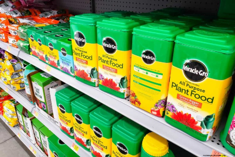 Gazonbeluchters huren bij Lowe s:beschikbaarheid en hoe 