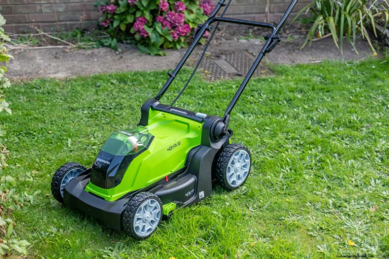 Elektrischer Vertikutierer von Greenworks:Eine vollständige Anleitung zur Bedienung 