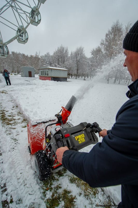 Cub Cadet Schneefräse-Startanleitung:Einfache Schritt-für-Schritt-Anleitung 