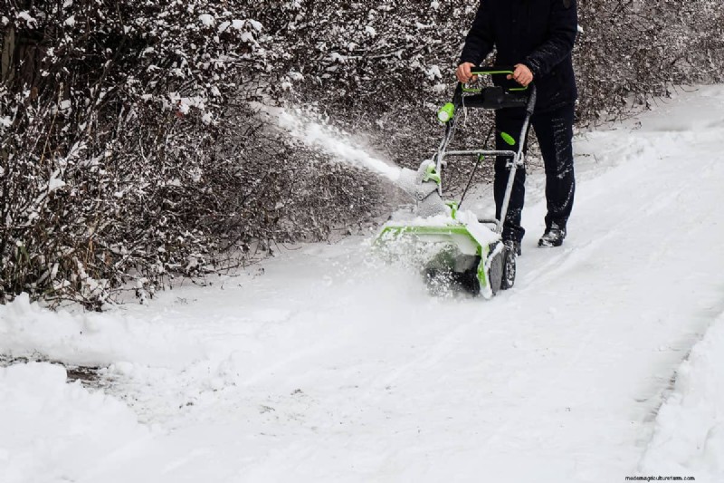 Cub Cadet Schneefräse-Startanleitung:Einfache Schritt-für-Schritt-Anleitung 
