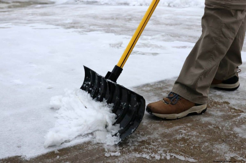Sneeuw op straat scheppen:is dat legaal? - [Uw merknaam] 