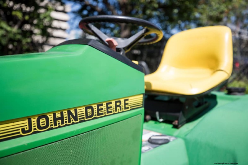 John Deere Mähmessergewinde:Standard oder umgekehrt? 