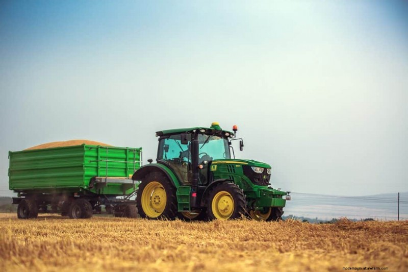 John Deere キャブルーフの取り外し:ステップバイステップガイド 