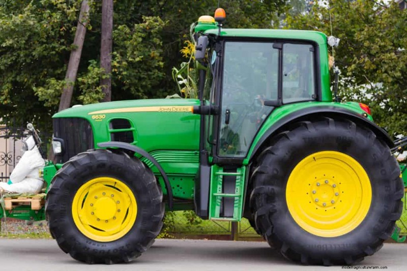 John Deere キャブルーフの取り外し:ステップバイステップガイド 