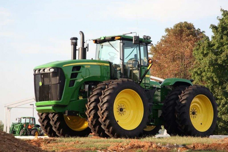 John Deere キャブルーフの取り外し:ステップバイステップガイド 