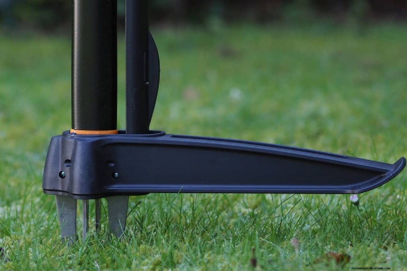 Yardworks Weed Puller:効果的な除草のための包括的なステップバイステップガイド 