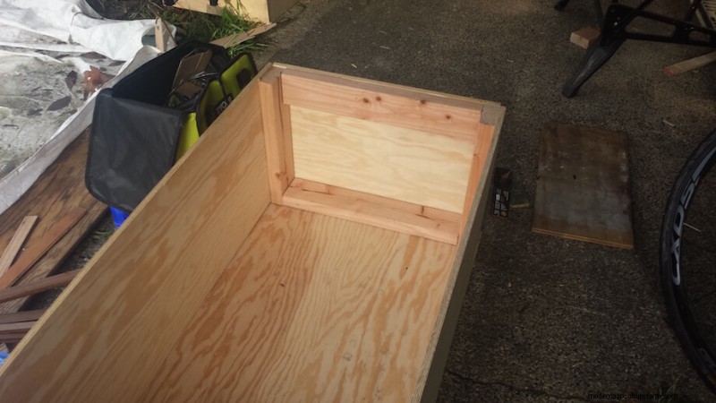 Bouw je eigen wormcomposter:een stapsgewijze handleiding 