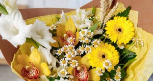 7 consigli degli esperti per mantenere freschi i tuoi fiori freschi 
