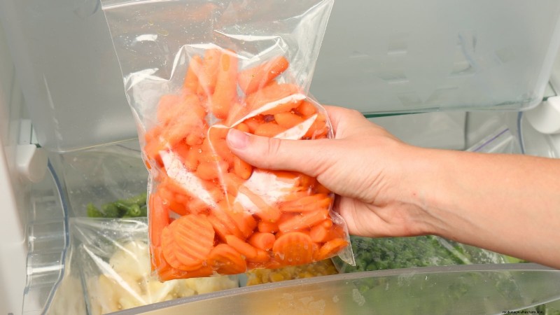 Quand récolter les carottes : 5 indicateurs approuvés par des experts 