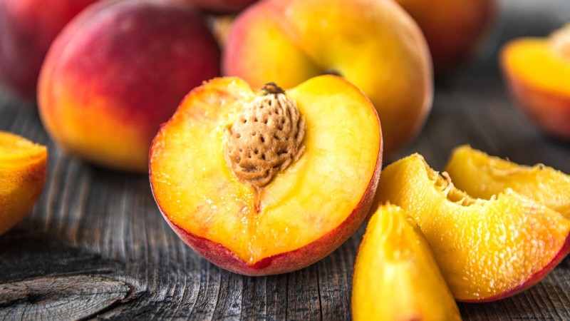 Top 9 des variétés de pêchers pour votre jardin 