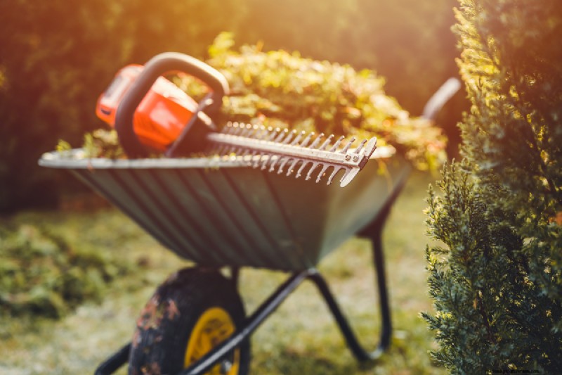 Förhindra och fixa en fastklämd häcksax:Expert DIY Guide 