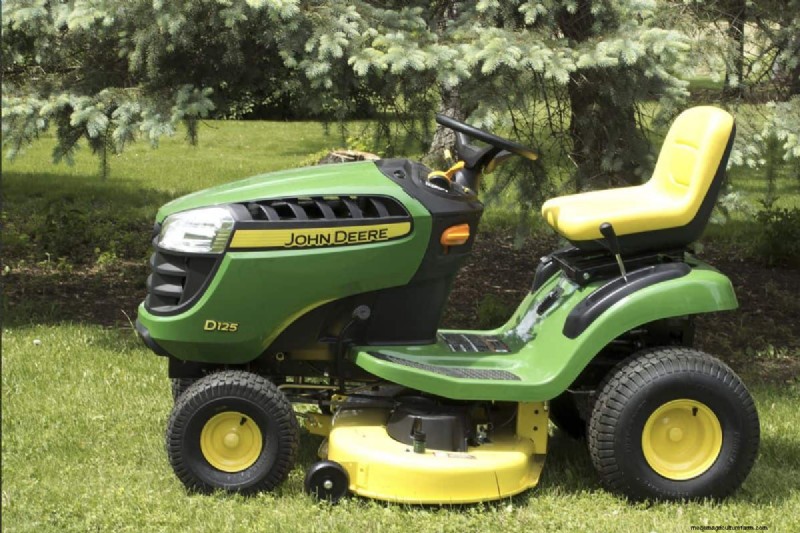 John Deere 芝生トラクターがヒューズを飛ばす理由とその修理方法 
